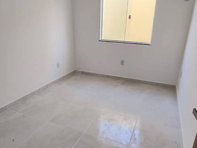 Casa para Venda em São Gonçalo - 2