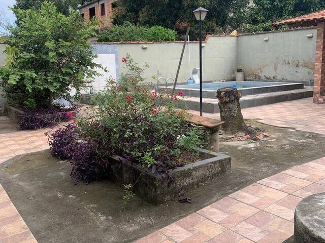 Casa para Venda em São Gonçalo - 2