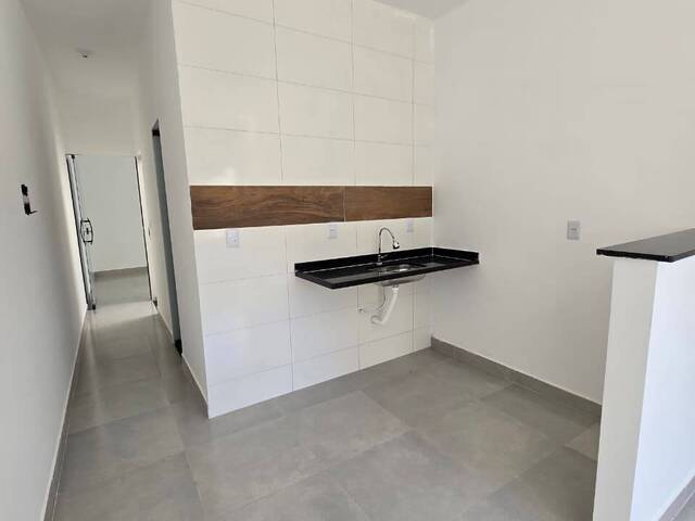 #230 - Casa para Venda em São Gonçalo - RJ - 2