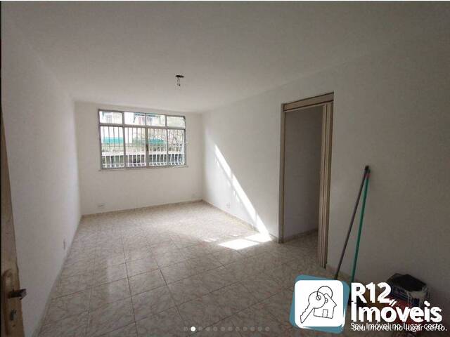 #231 - Apartamento para Venda em São Gonçalo - RJ
