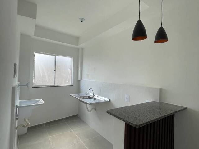 #235 - Apartamento para Venda em São Gonçalo - RJ