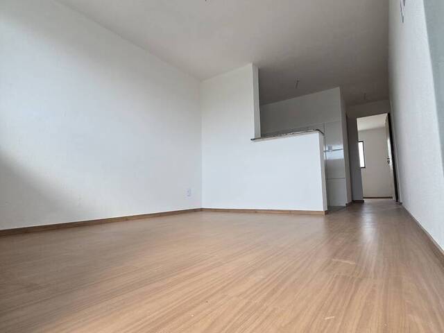 #241 - Apartamento para Venda em São Gonçalo - RJ - 3